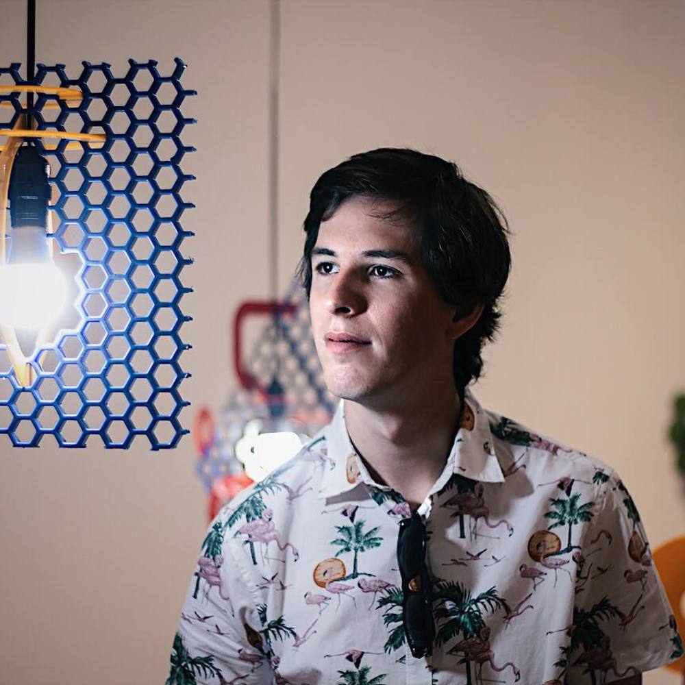 Meet your Posher, Dylan